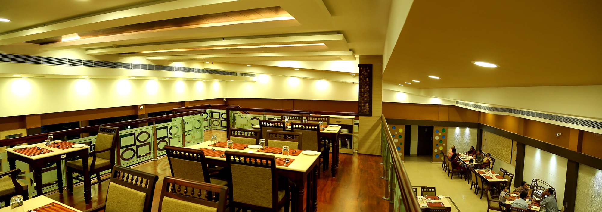 Restaurants in Kottayam | Theos | Best Restaurant in Kottayam town